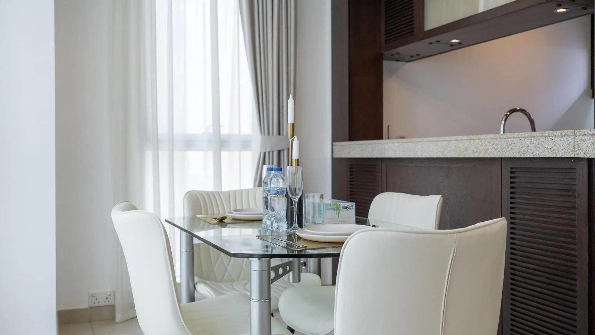 Charming 1Br Apartment - Downtown, Dubai 0*,