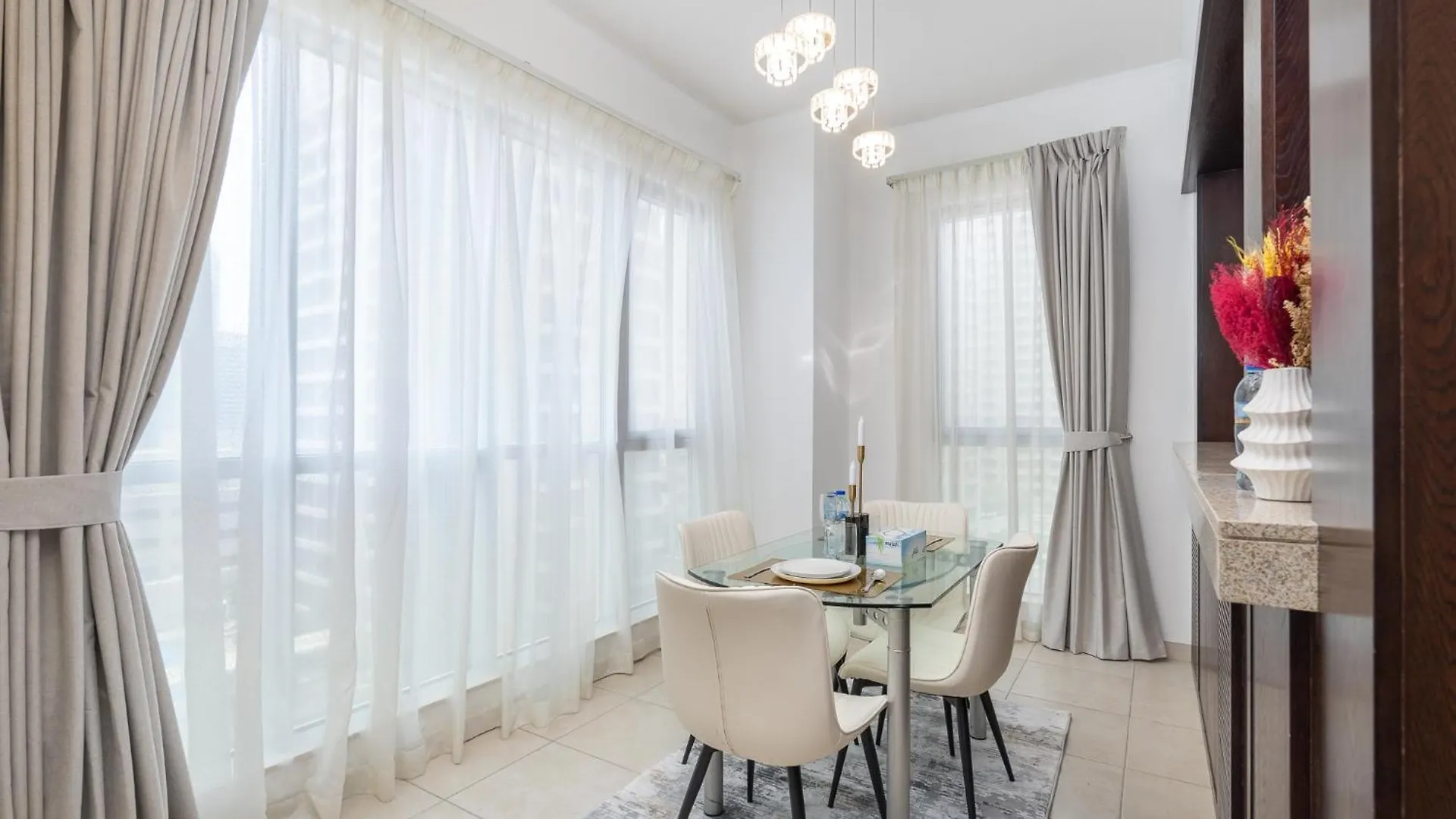 Charming 1Br Apartment - Downtown, Dubaj Zjednoczone Emiraty Arabskie